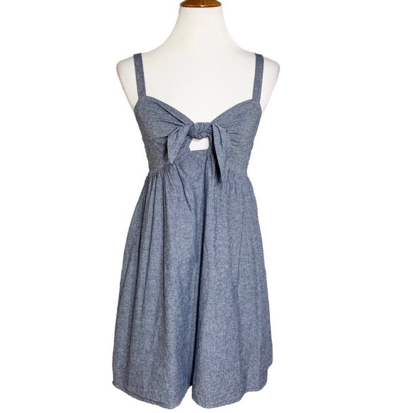 Urban Outfitters Dresses & Skirts - NWT Urban Outfitters Chambray Knot Tie Dress